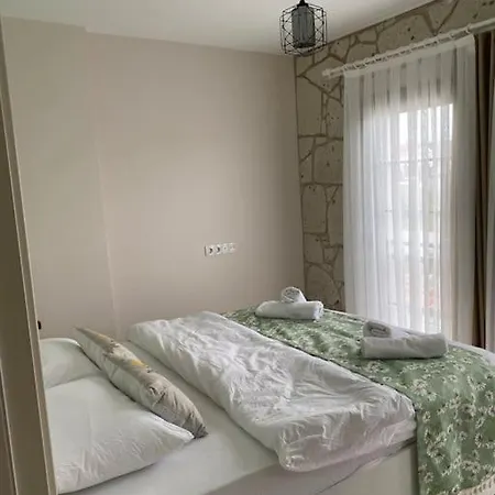 Case de vacanță Olea Tas Begonvile B1 Konagi Alacati